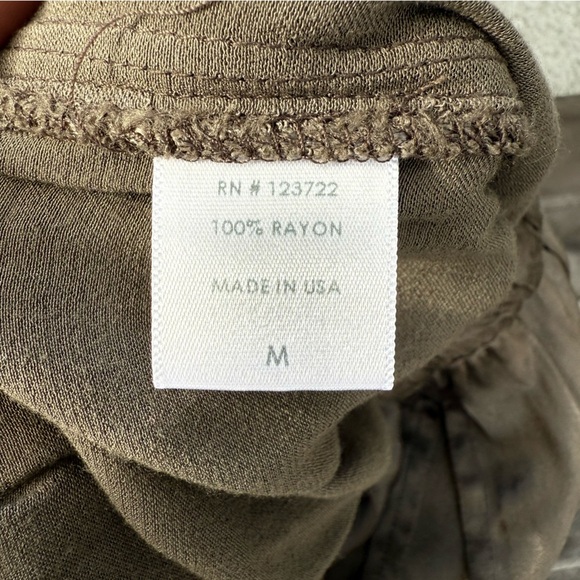 Xirena Draper Silky Satin Charmeuse Pants - Picture 5 of 6